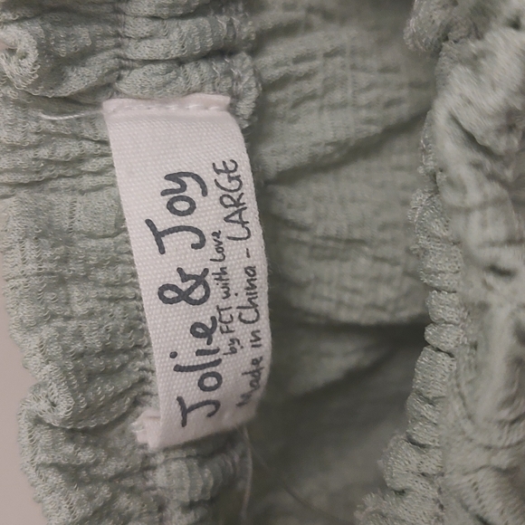 Jolie & Joy shae green crop top, size large - Picture 3 of 3